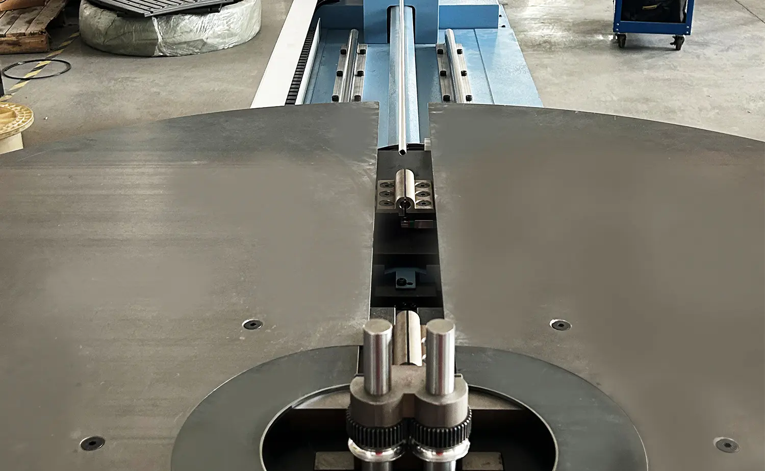 Potpuno automatska zmijolika savijačica serije SB-20CNC Potpuno automatska zmijolika savijačica serije SB-20CNC